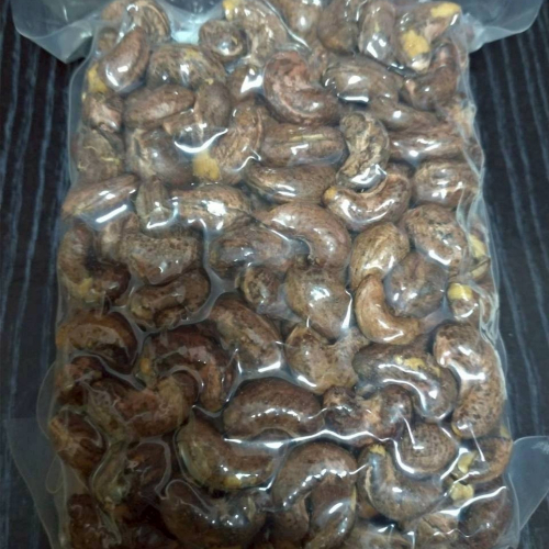 [真空袋包裝]帶皮鹹腰果